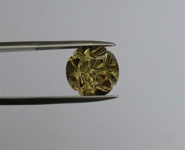 9.15 cts. Zultanite® Larry Woods Medicine Wheel™ - Image 5