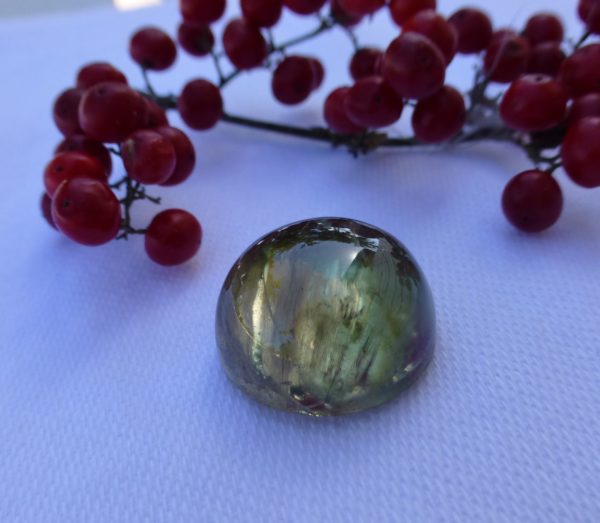 21.85 cts. Zultanite® Cabochon round, 16mm - Image 8