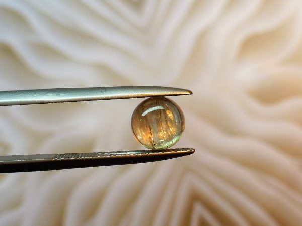 2.24 cts. Zultanite® Cabochon Round Cut 7.5mm - Image 8