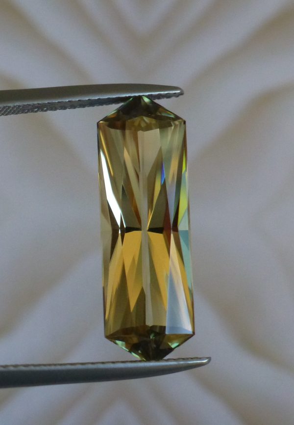 8.12 cts. Zultanite® Wobito Bowtie 23x7.5mm - Image 2