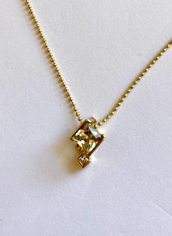 Gold plated Pendant with 5mm Princess Cut Zultanite Gemstone
