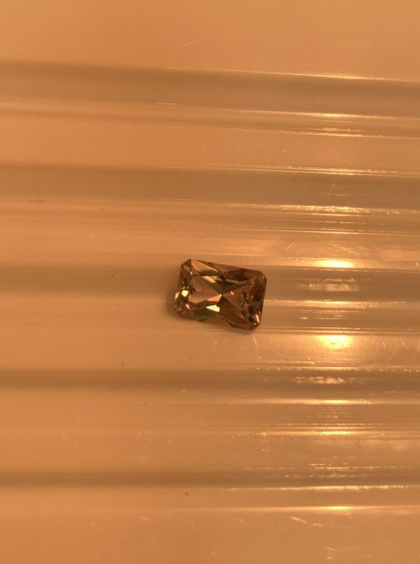 1.94 cts. Zultanite® Radiant Cut Gemstone 9x6mm - Image 4