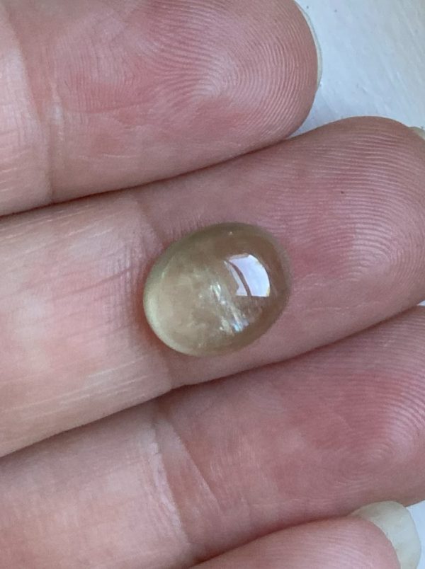4.41 cts. Zultanite® Cabochon Oval Cut 11x9mm - Image 2