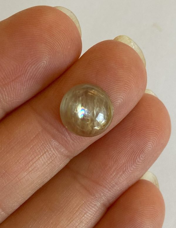 6.00 cts. Zultanite® Cabochon Round 10.5 mm - Image 3