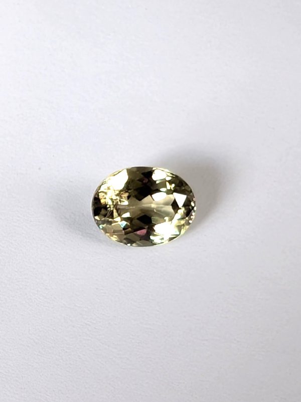 2.76 cts. Zultanite® Oval Cut 9.8mmx7.6mm - Image 2