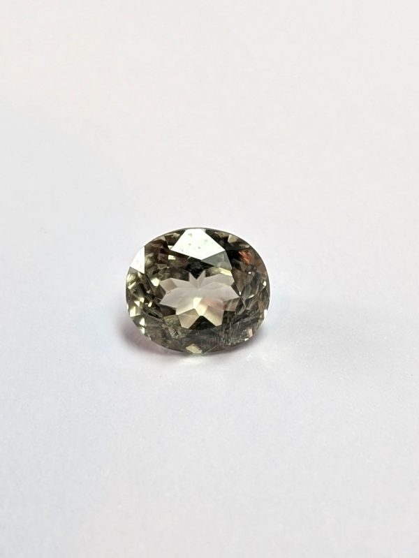 1.30 cts. Zultanite® Oval Cut 7x6mm - Image 3